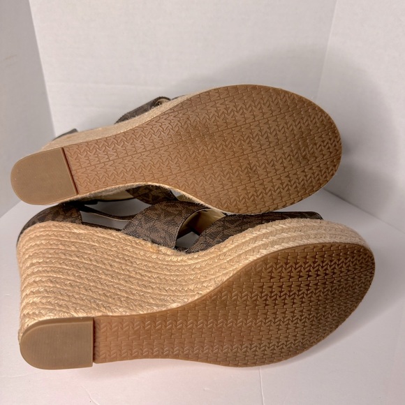 Michael Kors Damita Wedge Heels Size 9.5 - Picture 11 of 11